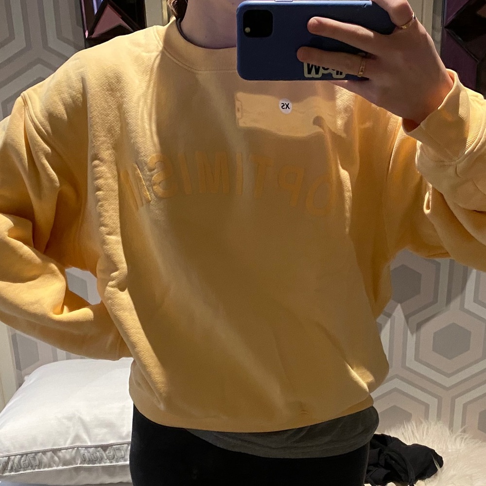 Sweatshirt